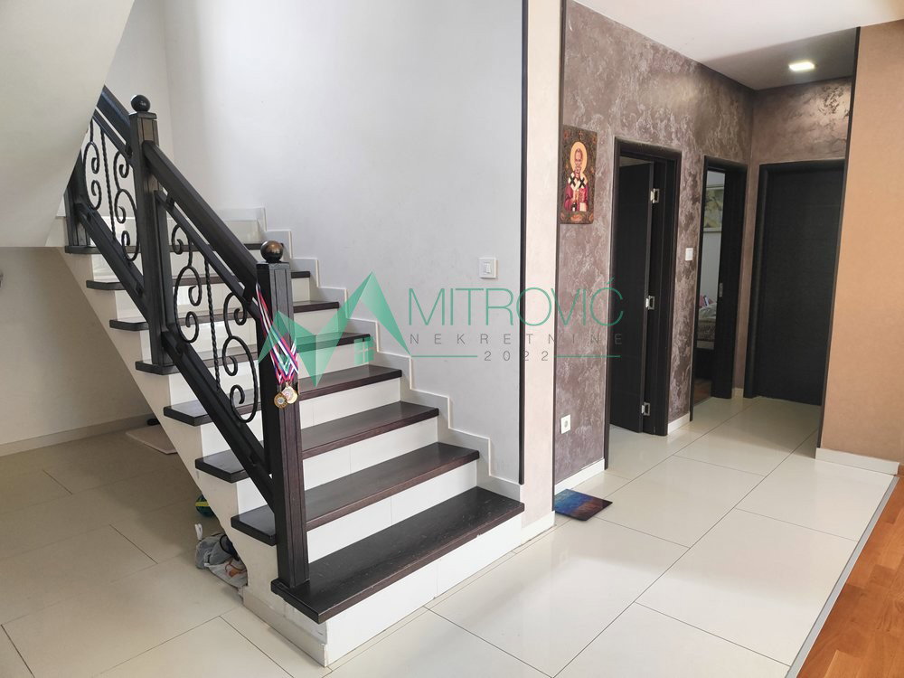 kuce-adice-3000107-t8knu Kuća na prodaju, Adice, Novi Sad, 226m², 575.000 €