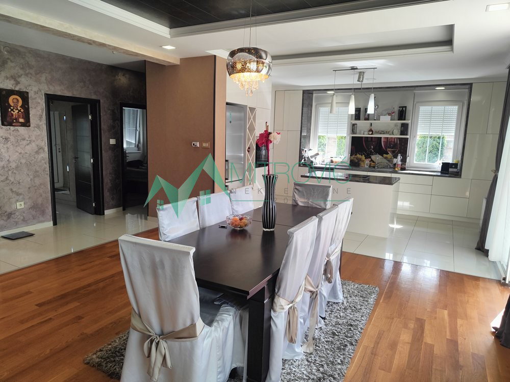 kuce-adice-3000107-uz9xs Kuća na prodaju, Adice, Novi Sad, 226m², 575.000 €