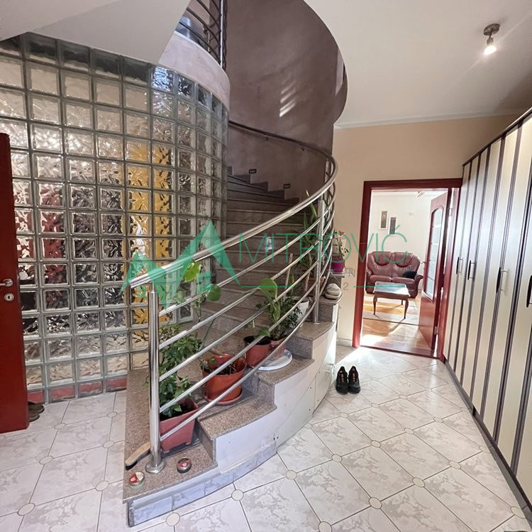Kuća na prodaju, Adice, Novi Sad, 299m², 659.200 €