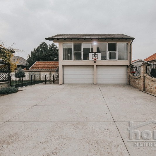 Kuća na prodaju, Adice, Novi Sad, 370m², 1.133.000 €
