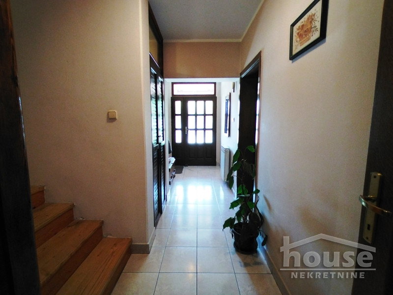 Kuća na prodaju, Adice, Novi Sad, 361m², 338.900 €