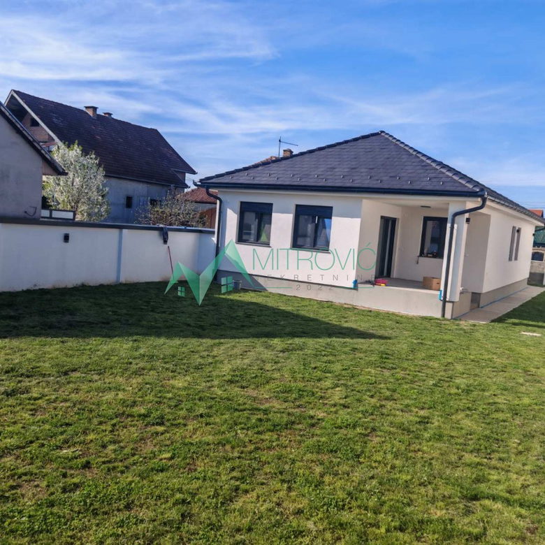 Kuća na prodaju, Bačka Palanka, 133m², 197.800 €