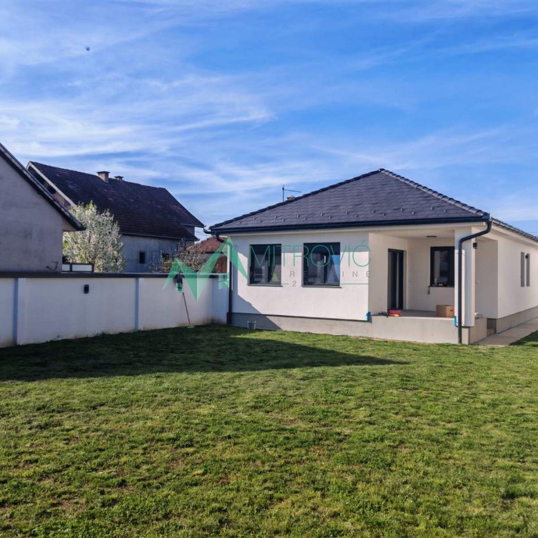 Kuća na prodaju, Bačka Palanka, 133m², 197.800 €