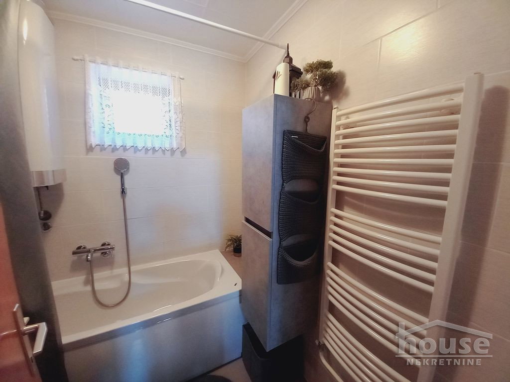 kuce-backi-petrovac-3091261-zkoeb Kuća na prodaju, Bački Petrovac, 200m², 1. sprat, 195.700 €