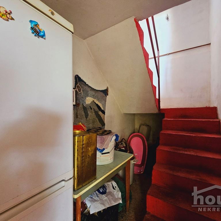 Kuća na prodaju, Banstol, Sremski Karlovci, 120m², 80.000 €