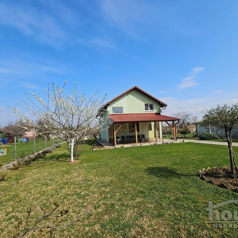 Kuća Prodaja Novi Sad  132 m2