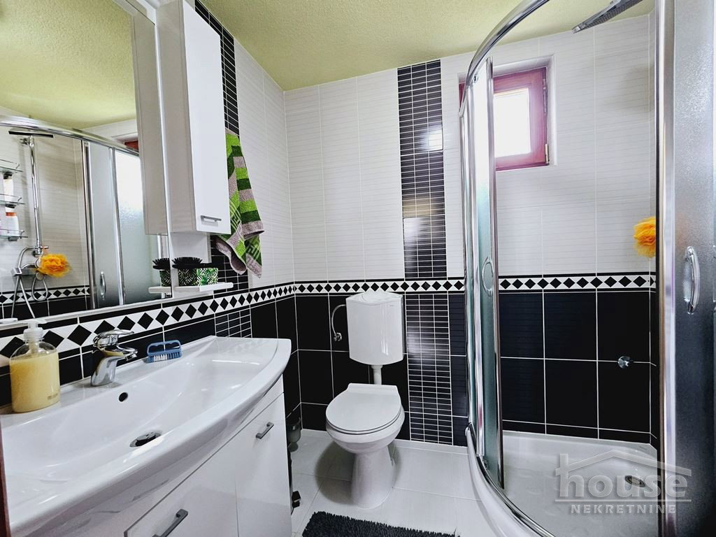 kuce-banstol-3046133-hyht4 Kuća na prodaju, Banstol, Sremski Karlovci, 132m², 1. sprat, 140.000 €