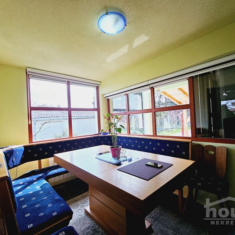 Kuća na prodaju, Banstol, Sremski Karlovci, 132m², 1. sprat, 140.000 €