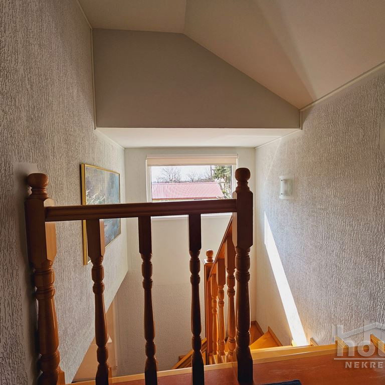 Kuća na prodaju, Banstol, Sremski Karlovci, 132m², 1. sprat, 140.000 €