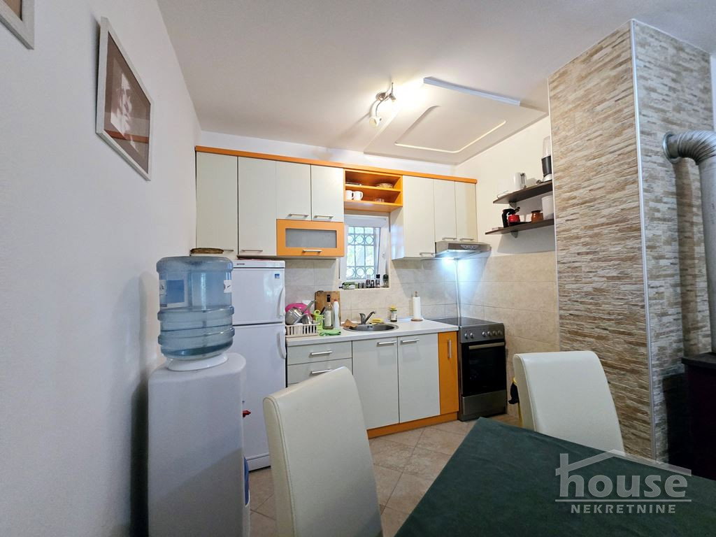 Kuća na prodaju, Banstol, Sremski Karlovci, 69m², 123.600 €
