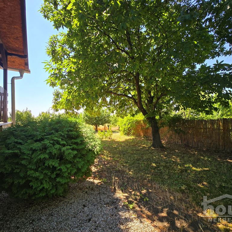 Kuća na prodaju, Banstol, Sremski Karlovci, 69m², 123.600 €