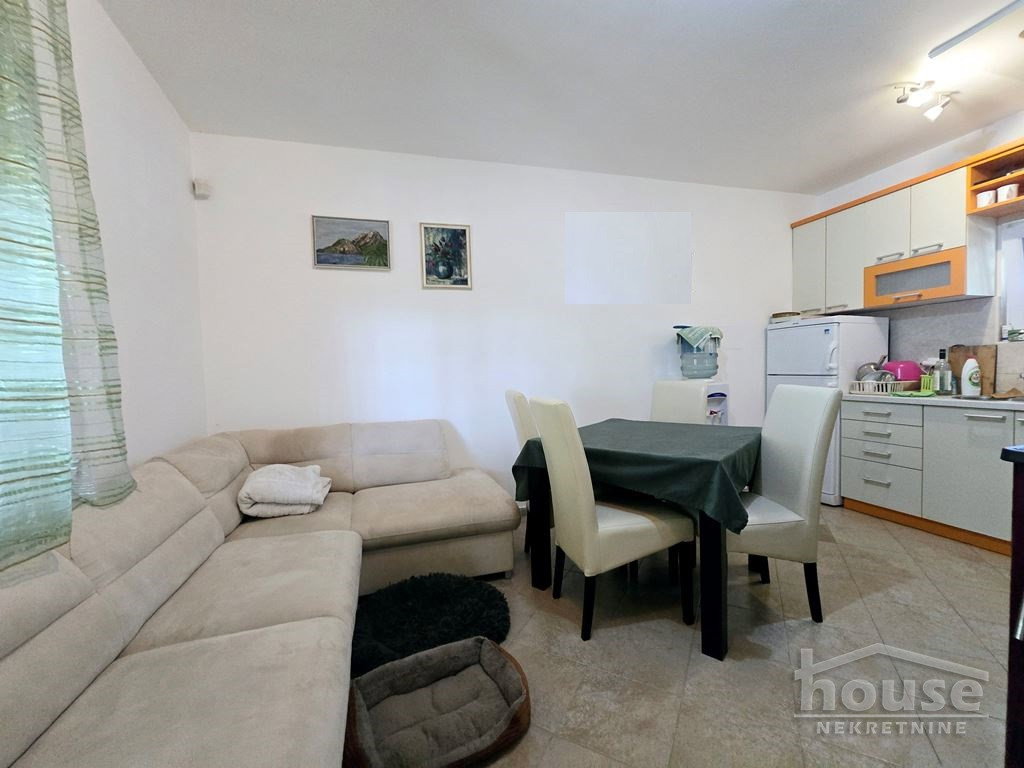 Kuća na prodaju, Banstol, Sremski Karlovci, 69m², 123.600 €