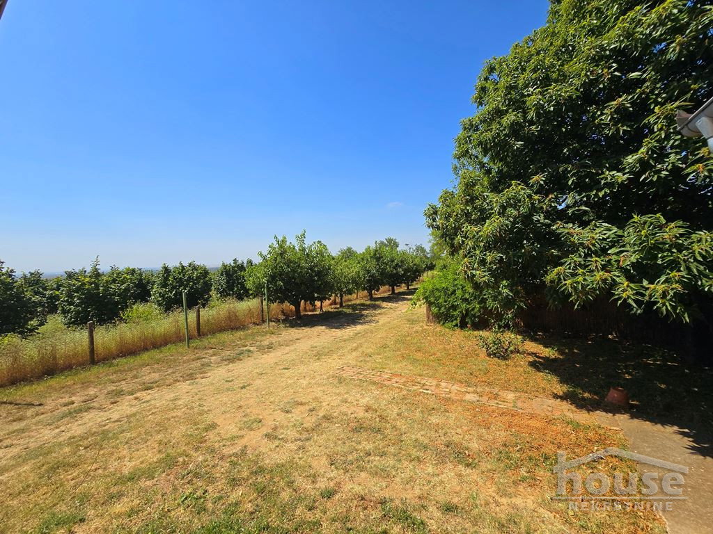 Kuća na prodaju, Banstol, Sremski Karlovci, 69m², 123.600 €