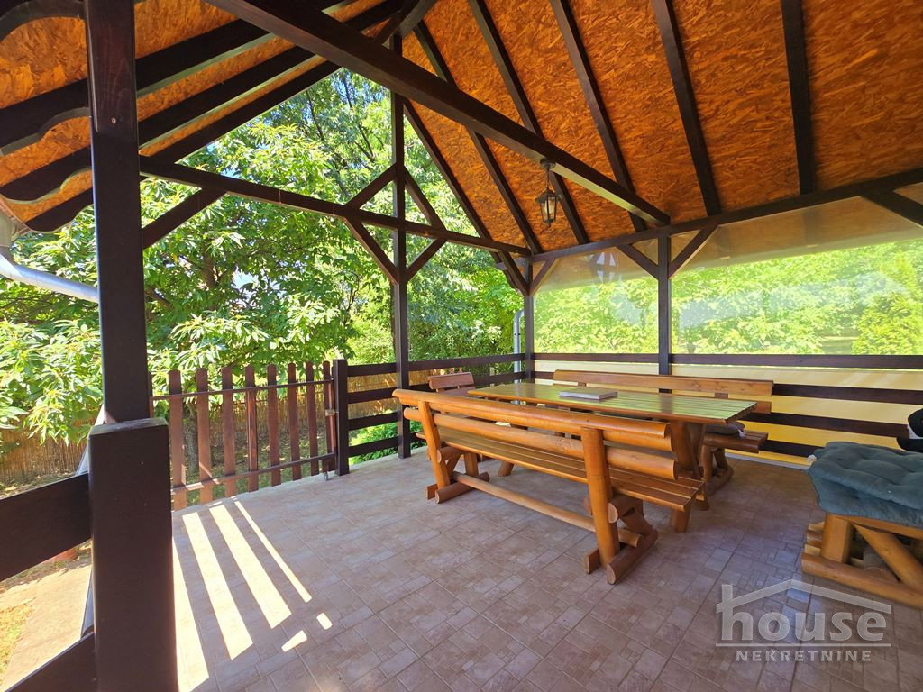 Kuća na prodaju, Banstol, Sremski Karlovci, 69m², 123.600 €