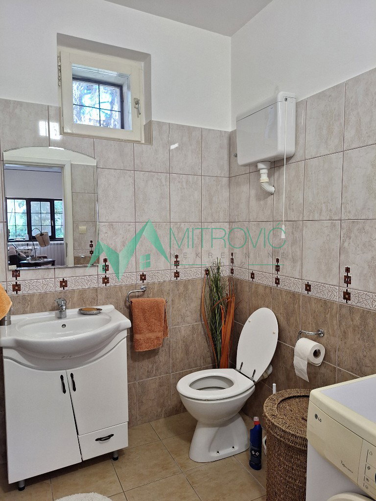 Kuća na prodaju, Begeč, Novi Sad, 316m², 220.000 €