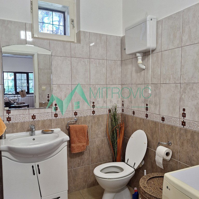 Kuća na prodaju, Begeč, Novi Sad, 316m², 220.000 €