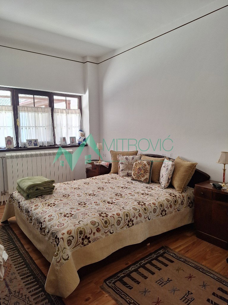 Kuća na prodaju, Begeč, Novi Sad, 316m², 220.000 €