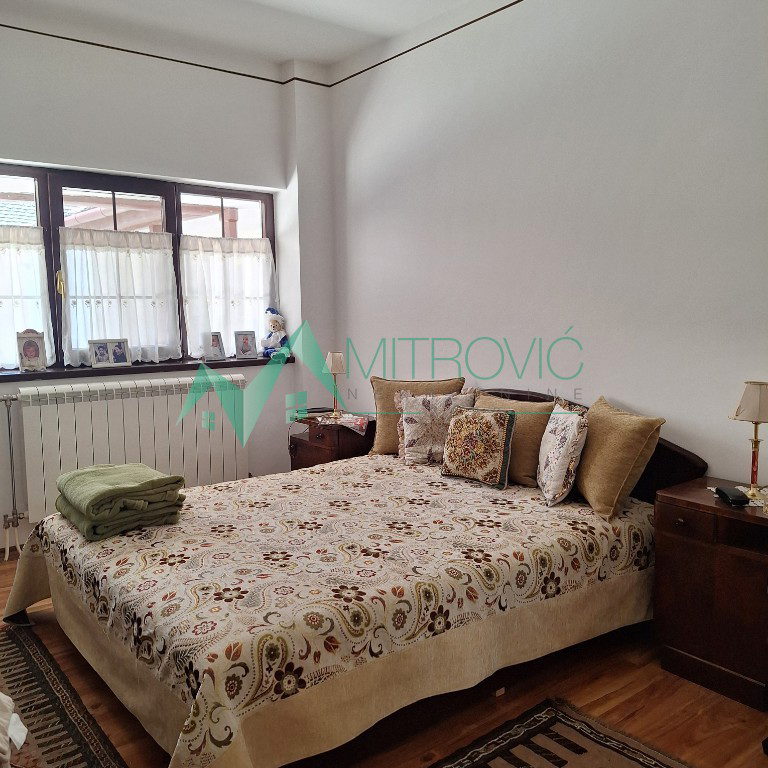 Kuća na prodaju, Begeč, Novi Sad, 316m², 220.000 €