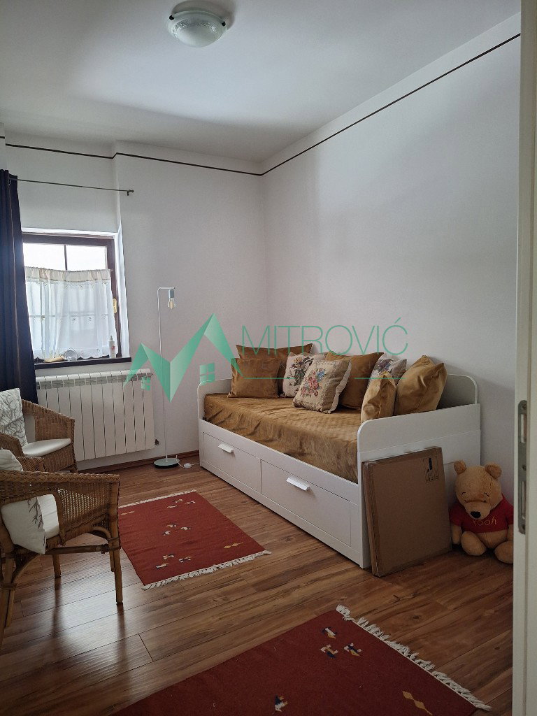 Kuća na prodaju, Begeč, Novi Sad, 316m², 220.000 €