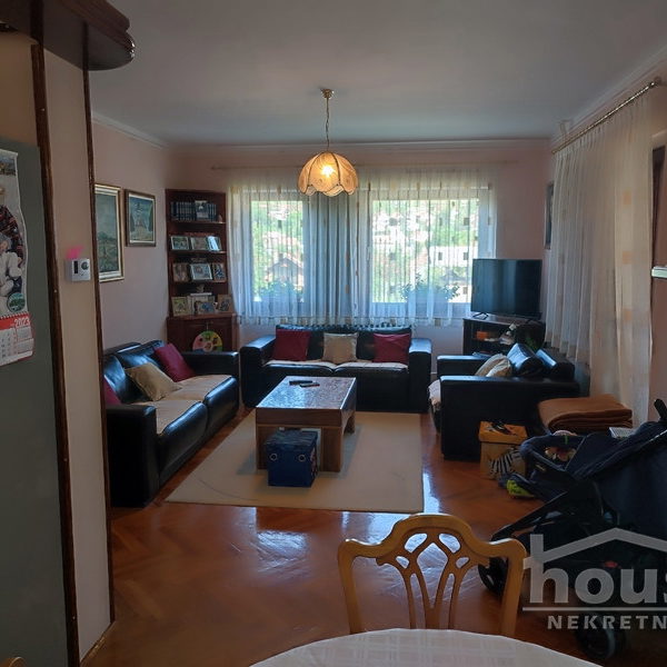 Kuća Prodaja Novi Sad  300 m2