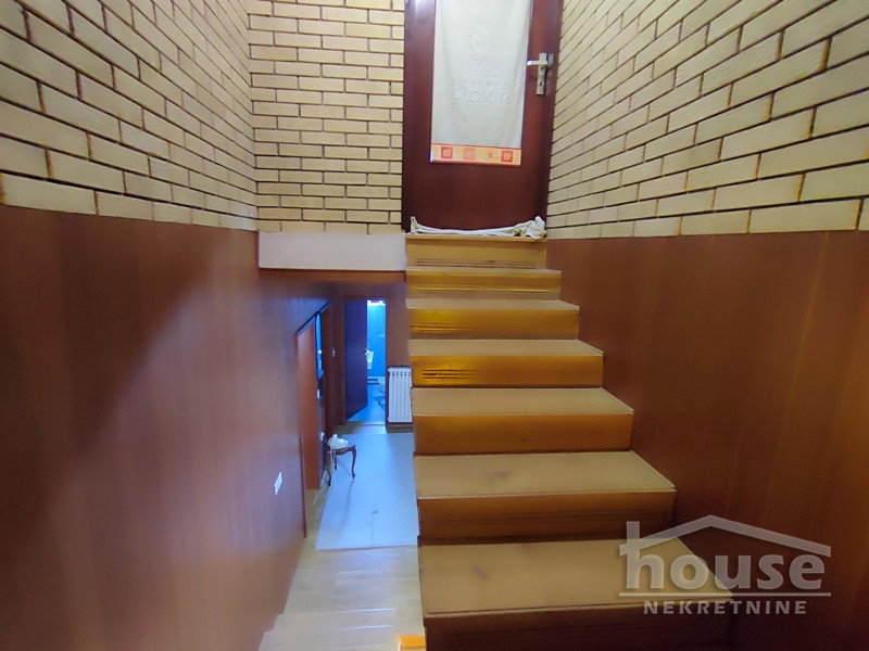 kuce-bukovac-3045819-p4km5 Kuća na prodaju, Bukovac, Novi Sad, 300m², 247.200 €