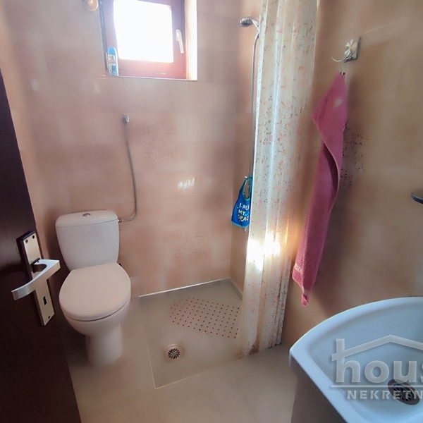 Kuća Prodaja Novi Sad  300 m2