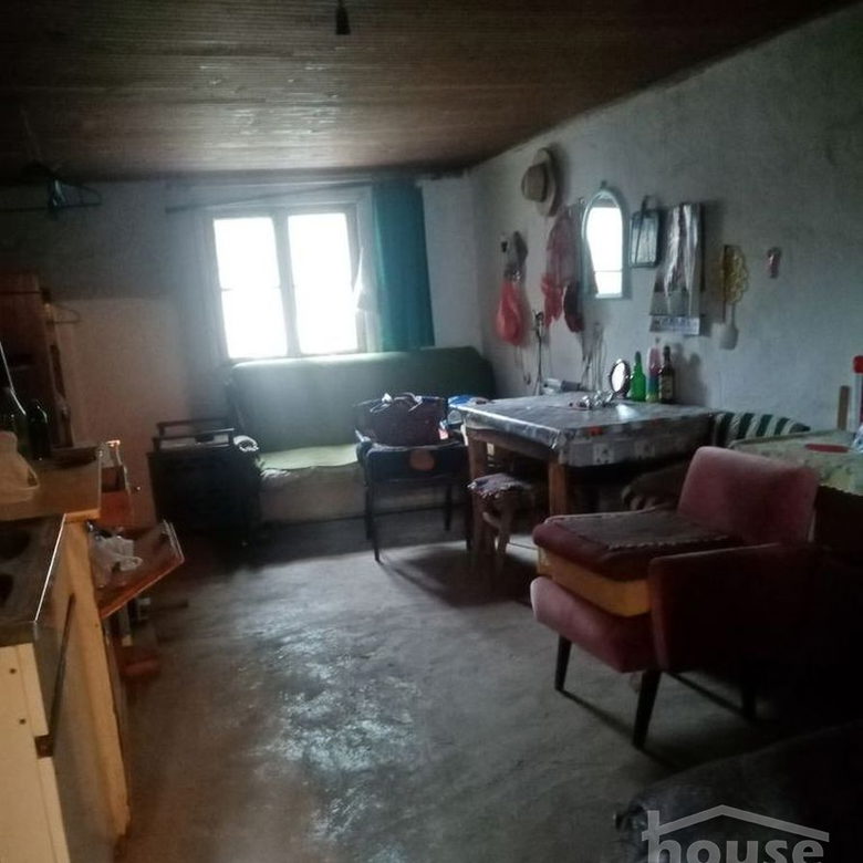 Kuća na prodaju, Čardak, Novi Sad, 149m², Prizemlje, 100.000 €