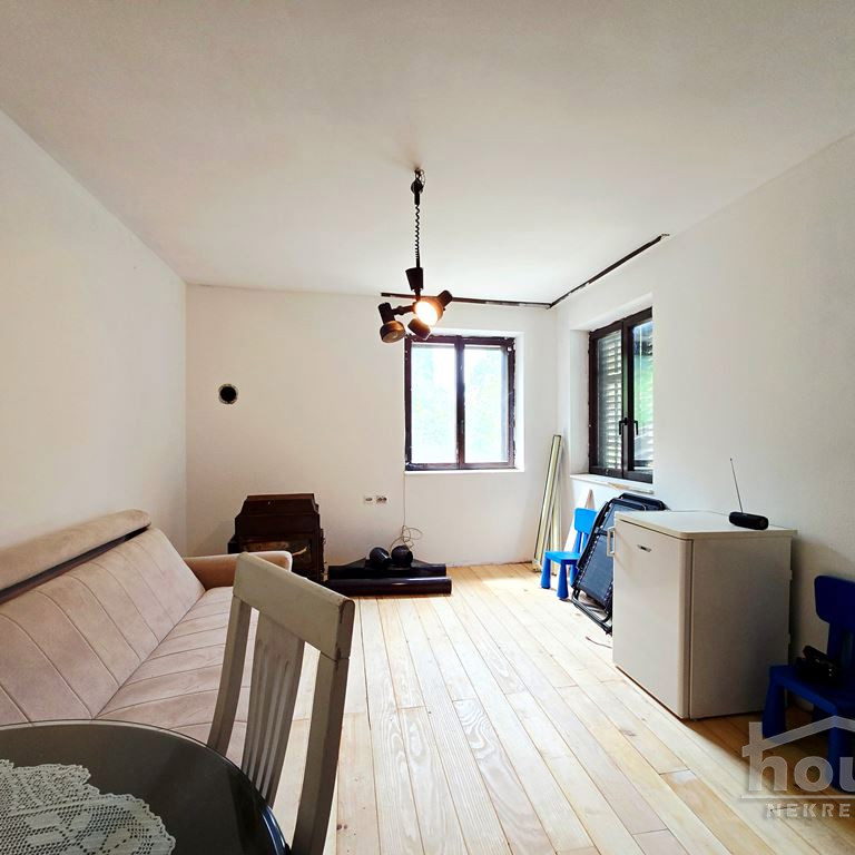 Kuća Prodaja Novi Sad  65 m2