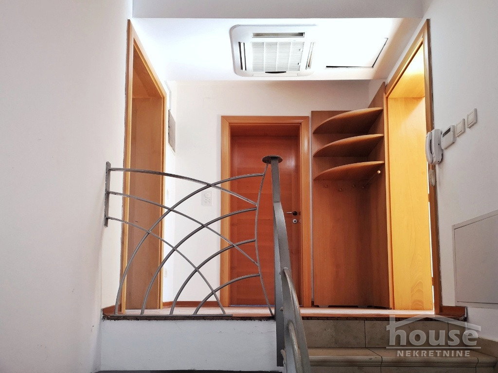 kuce-centar-3045893-e6g0l Kuća na prodaju, Tatarsko Brdo, Novi Sad, 449m², 465.000 €