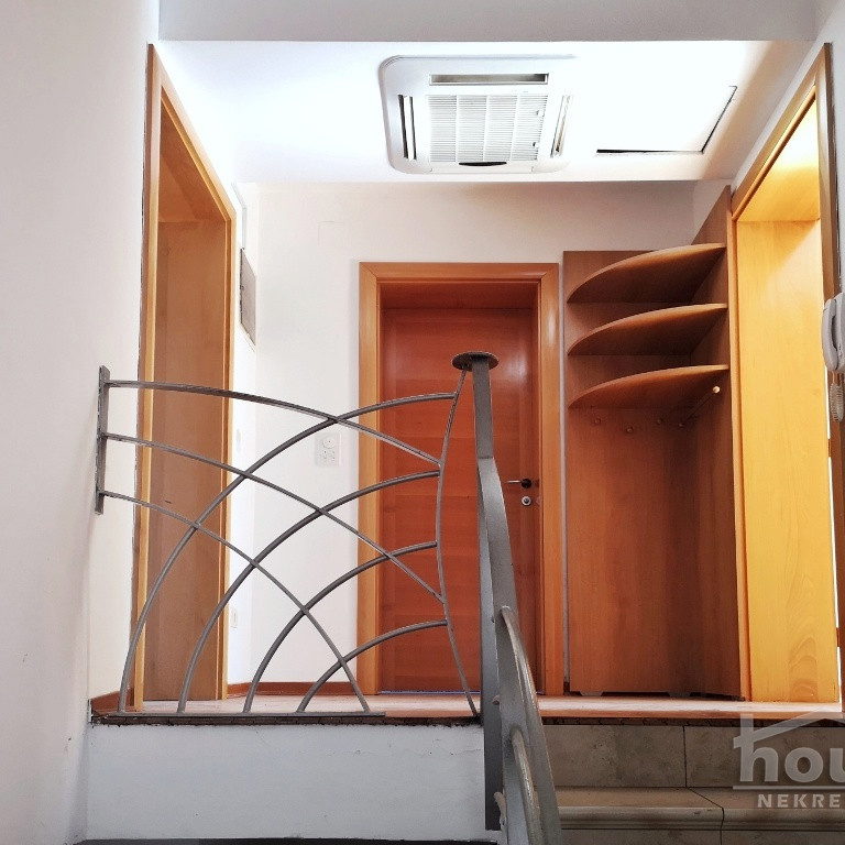 Kuća na prodaju, Tatarsko Brdo, Novi Sad, 449m², 465.000 €