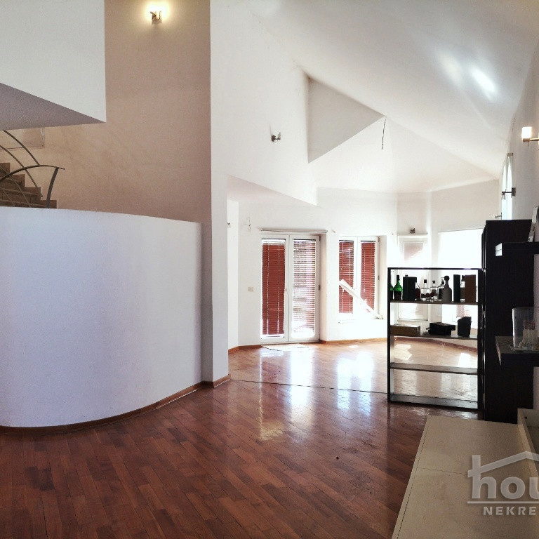 Kuća na prodaju, Tatarsko Brdo, Novi Sad, 449m², 465.000 €