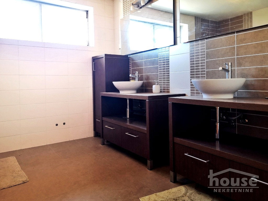 kuce-centar-3045893-hqrzd Kuća na prodaju, Tatarsko Brdo, Novi Sad, 449m², 465.000 €