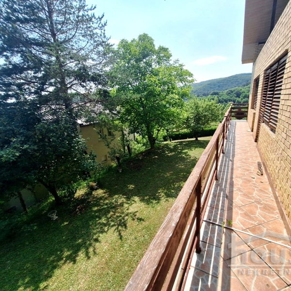 Kuća Prodaja Novi Sad  178 m2