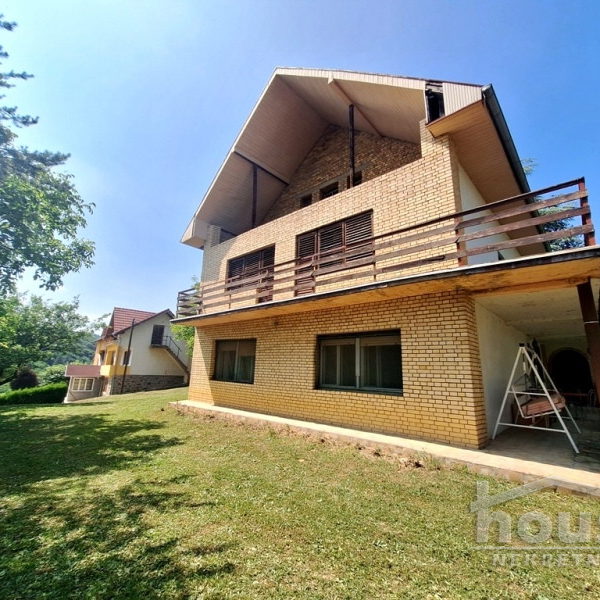 Kuća Prodaja Novi Sad  178 m2