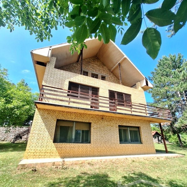Kuća Prodaja Novi Sad  178 m2