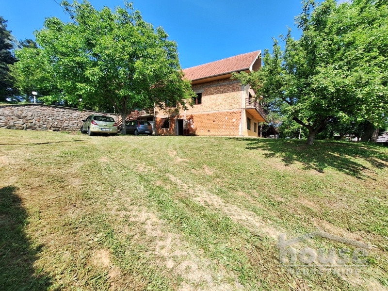 kuce-centar-3046554-wnt1d Kuća na prodaju, Centar, Novi Sad, 178m², 228.800 €