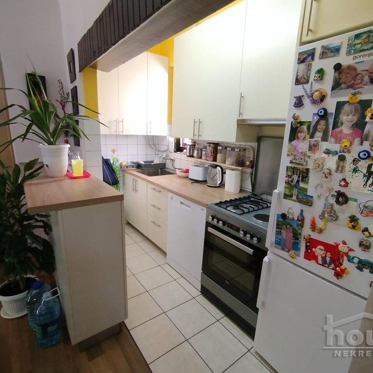 Kuća Prodaja Novi Sad  443 m2