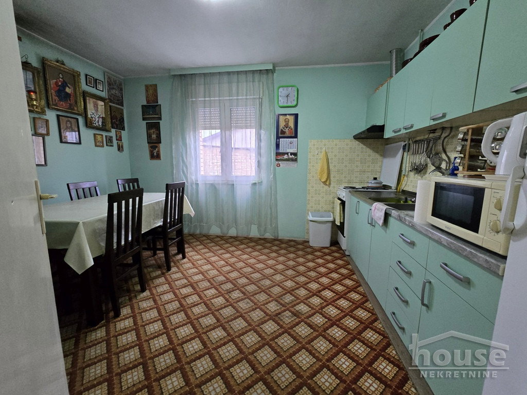 Kuća Prodaja Novi Sad  204 m2