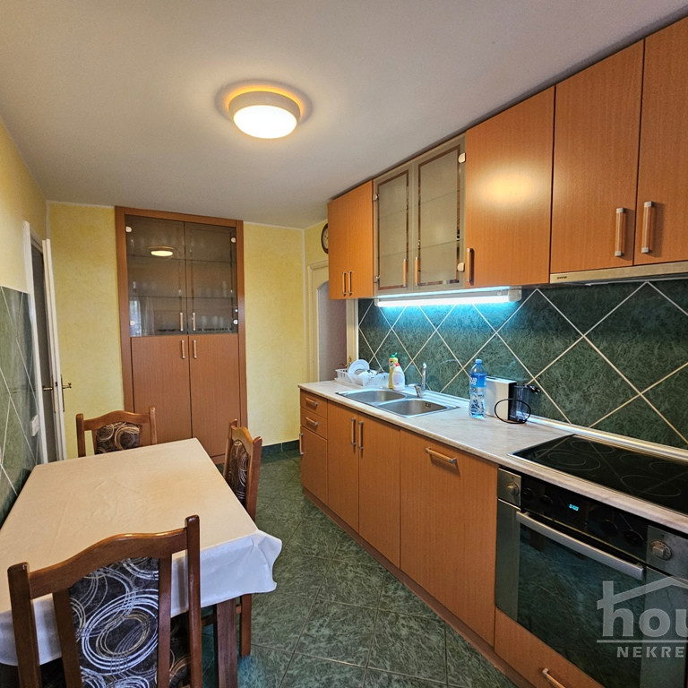 Kuća na prodaju, Dudara, Sremski Karlovci, 360m², 2. sprat, 669.500 €