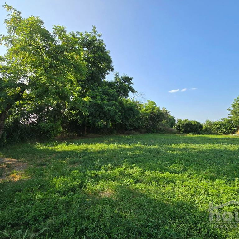 Kuća na prodaju, Futog, Novi Sad, 255m², Prizemlje, 430.000 €