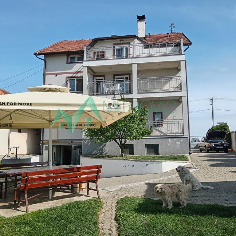 Kuća na prodaju, Kać, Novi Sad, 478m², 370.800 €