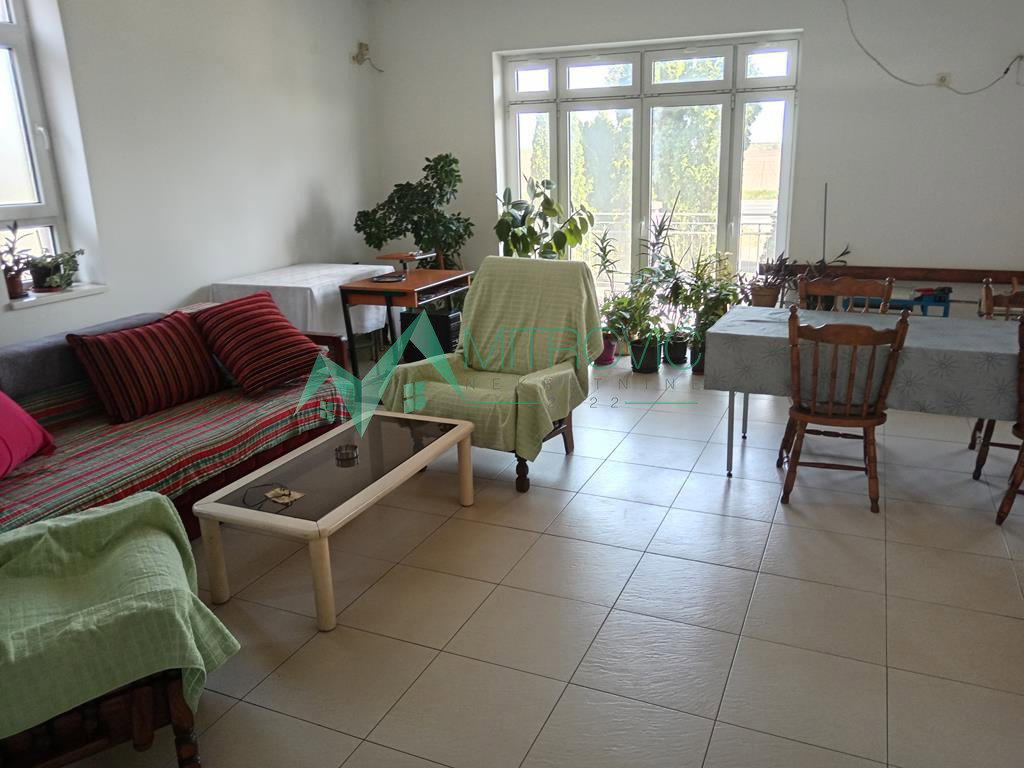 Kuća na prodaju, Kać, Novi Sad, 478m², 370.800 €
