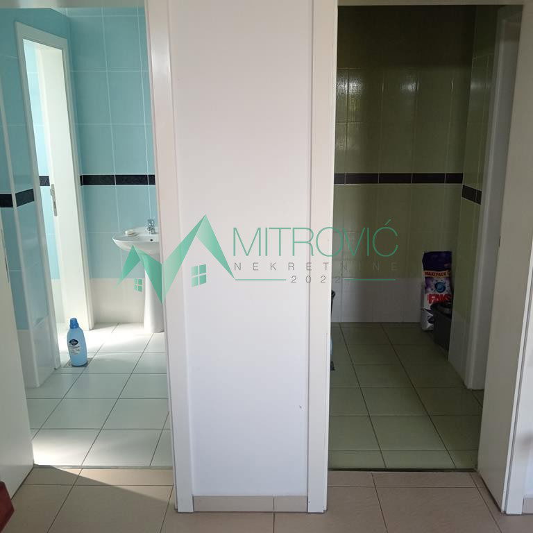 Kuća na prodaju, Kać, Novi Sad, 478m², 370.800 €