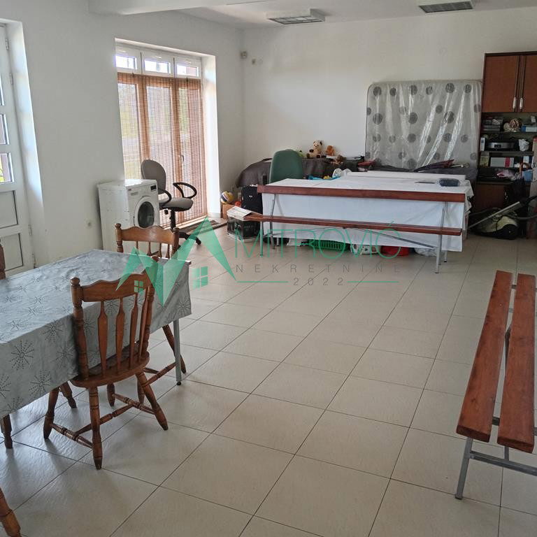 Kuća na prodaju, Kać, Novi Sad, 478m², 370.800 €