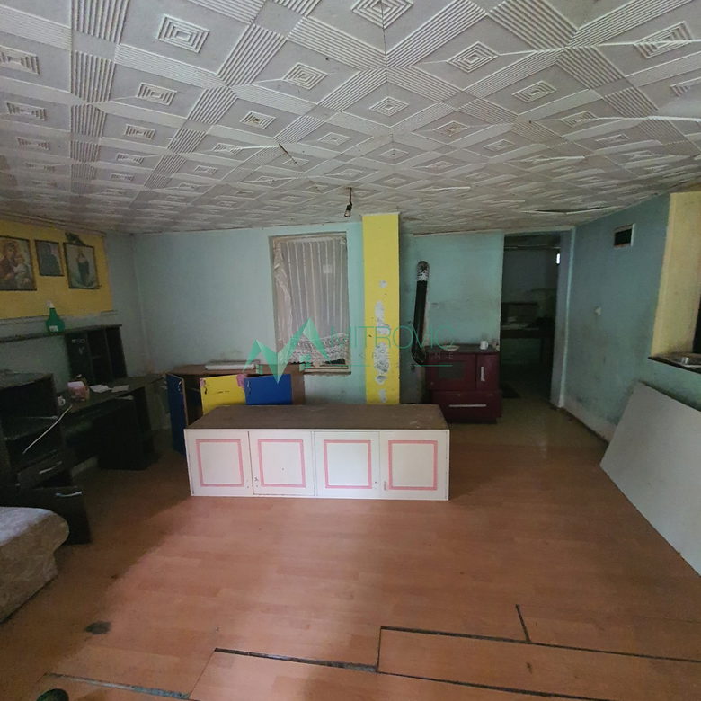 Kuća na prodaju, Kać, Novi Sad, 161m², 111.240 €