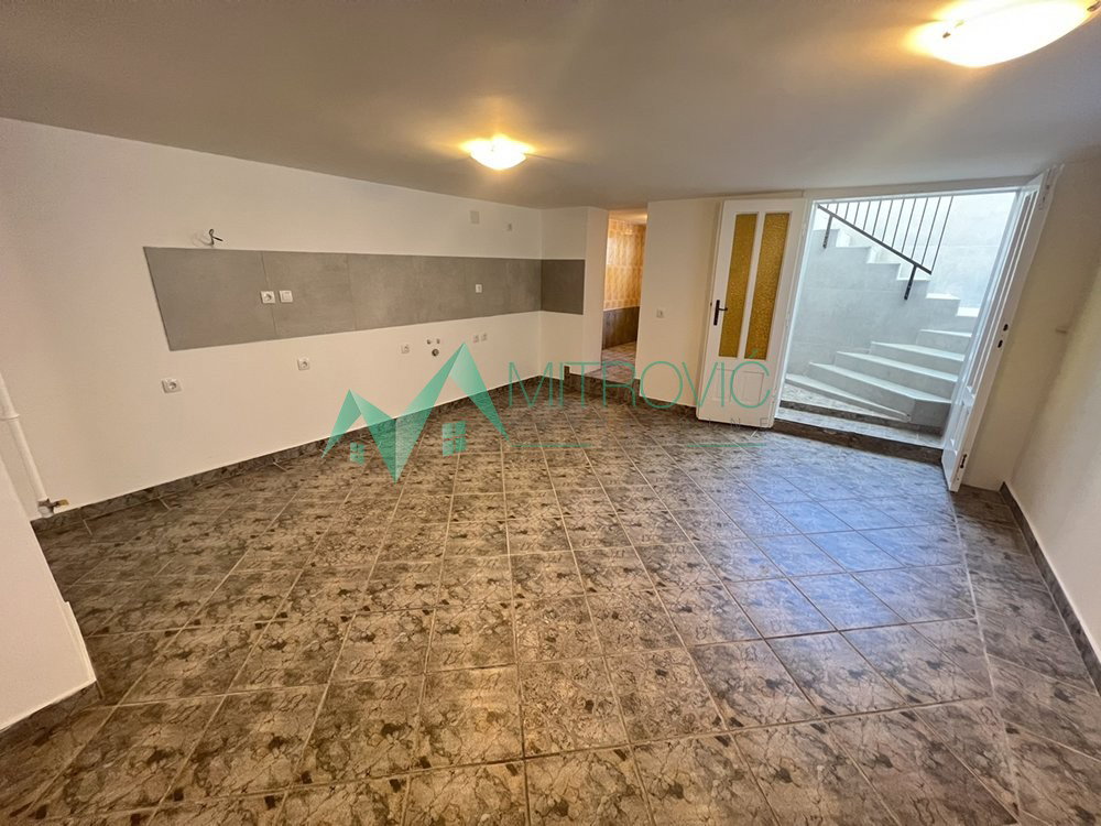 kuce-klisa-3000104-5oo6d Kuća na prodaju, Klisa, Novi Sad, 172m², 179.000 €