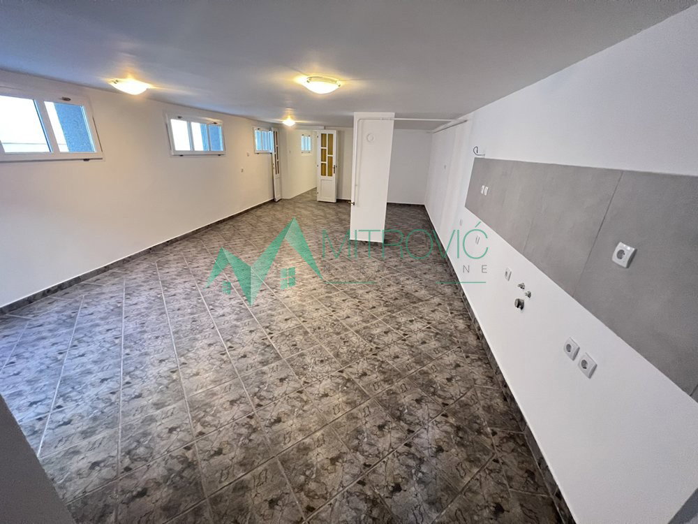 kuce-klisa-3000104-pscqn Kuća na prodaju, Klisa, Novi Sad, 172m², 179.000 €