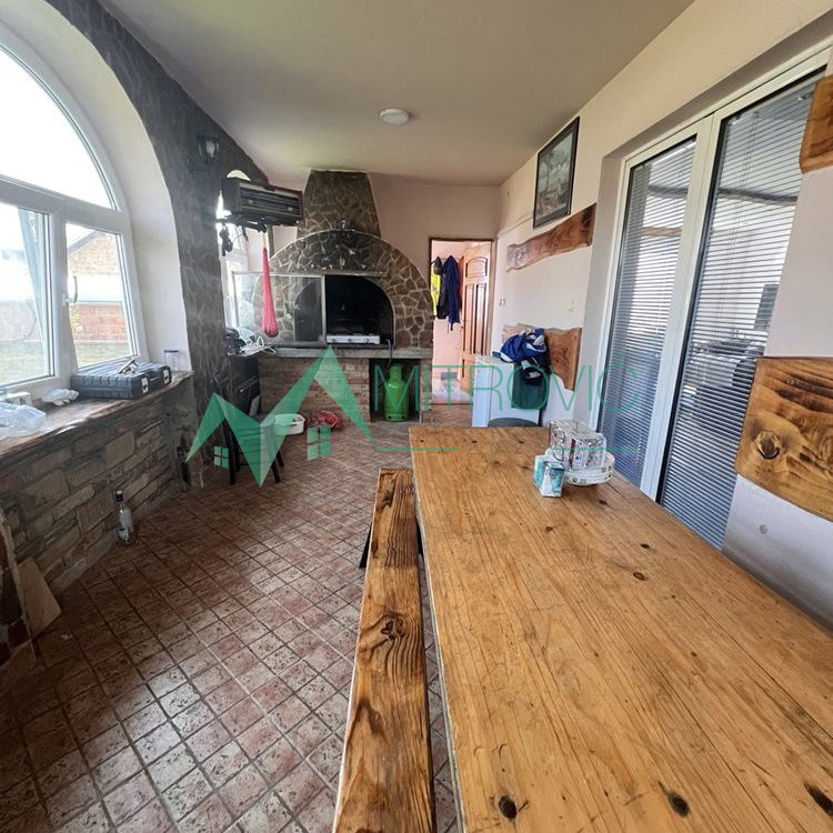 Kuća na prodaju, Klisa, Novi Sad, 260m², 283.250 €
