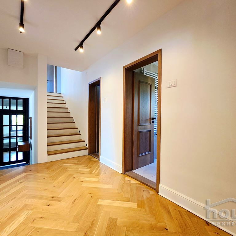 Kuća na prodaju, Klisa, Novi Sad, 299m², 510.000 €