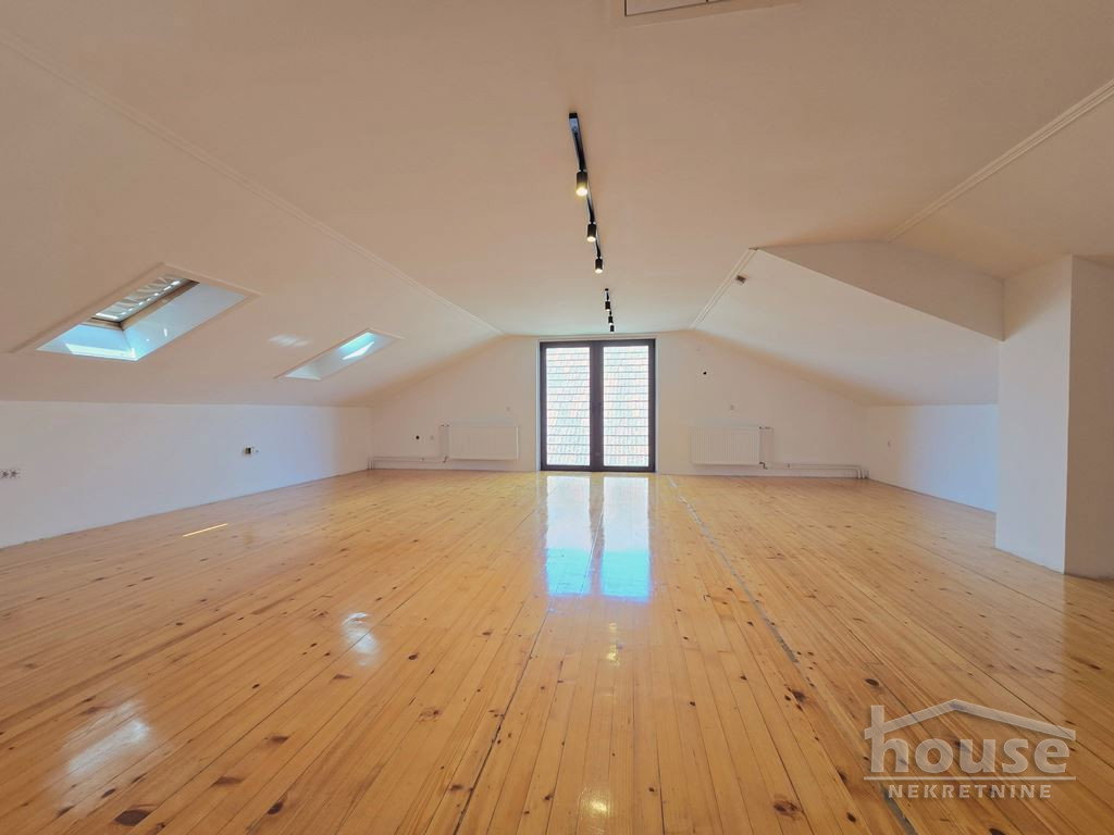 kuce-klisa-3091585-zy250 Kuća na prodaju, Klisa, Novi Sad, 299m², 510.000 €